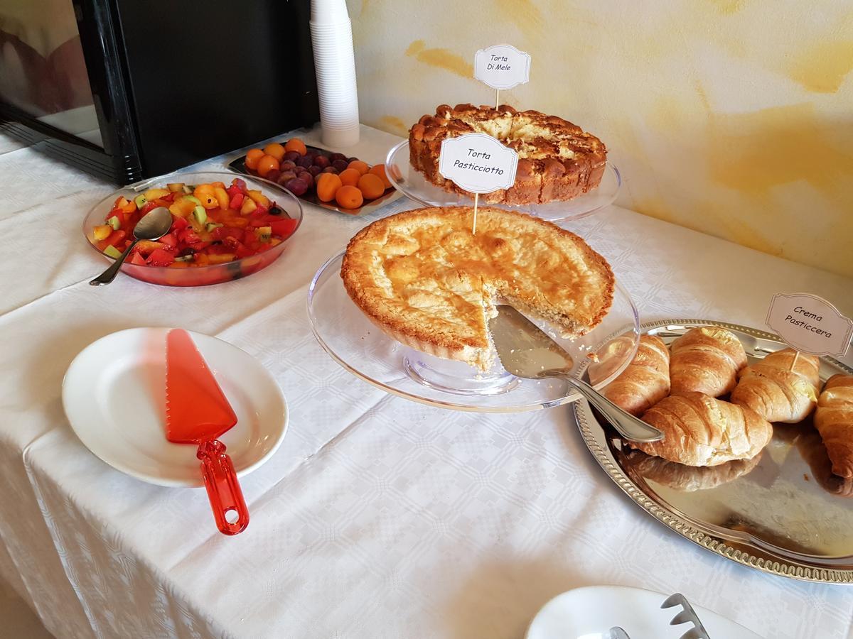 Albergo Primavera Porto Cesareo Zewnętrze zdjęcie